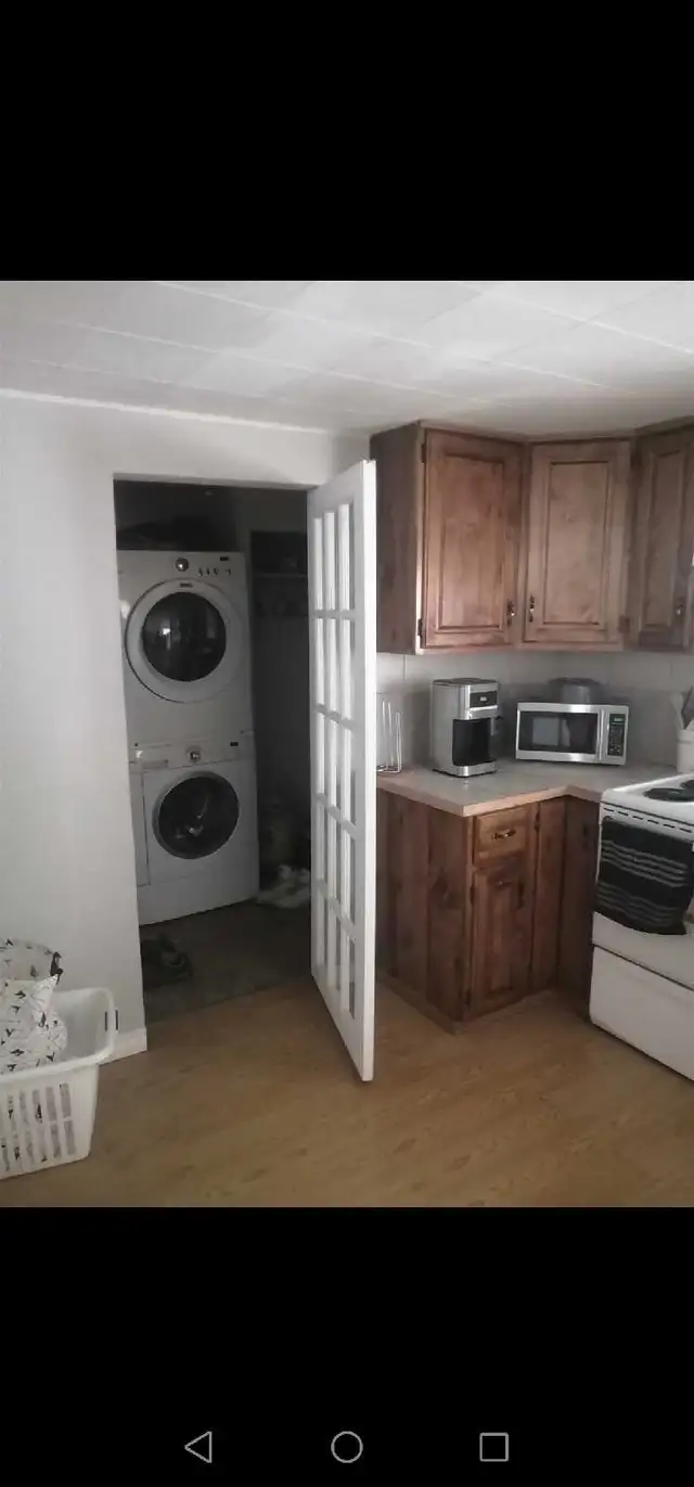 850 ft 3 bedroom 2 bath house for sale - Photo 3