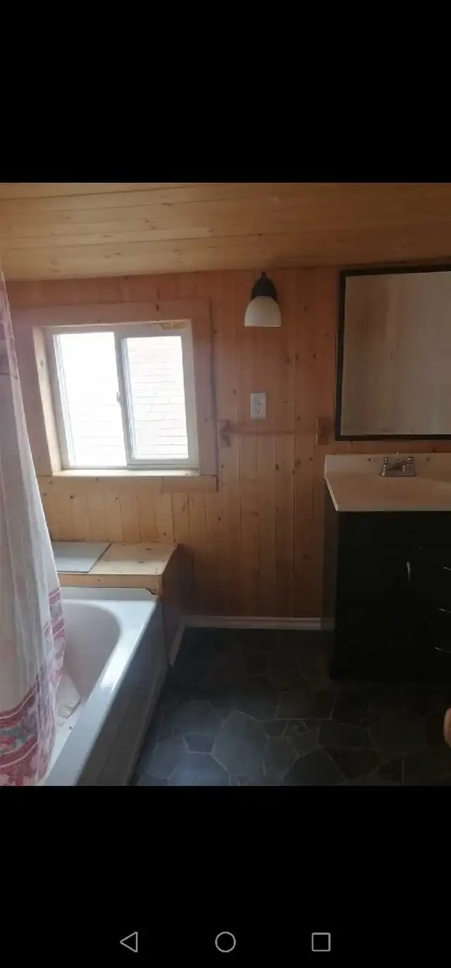 850 ft 3 bedroom 2 bath house for sale - Photo 7