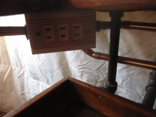 CUSTOM NEW HOME STEAMPUNK SEWING MACHINE DESK W/LIGHT & POWER - Photo 7