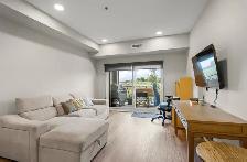 Bright 1bdrm Condo on Main Floor w/ In-Suite Laundry! - Photo 3