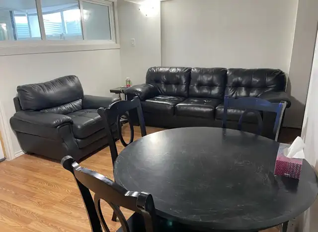 2 Bdrm basement apartment all inclusive - Photo 2