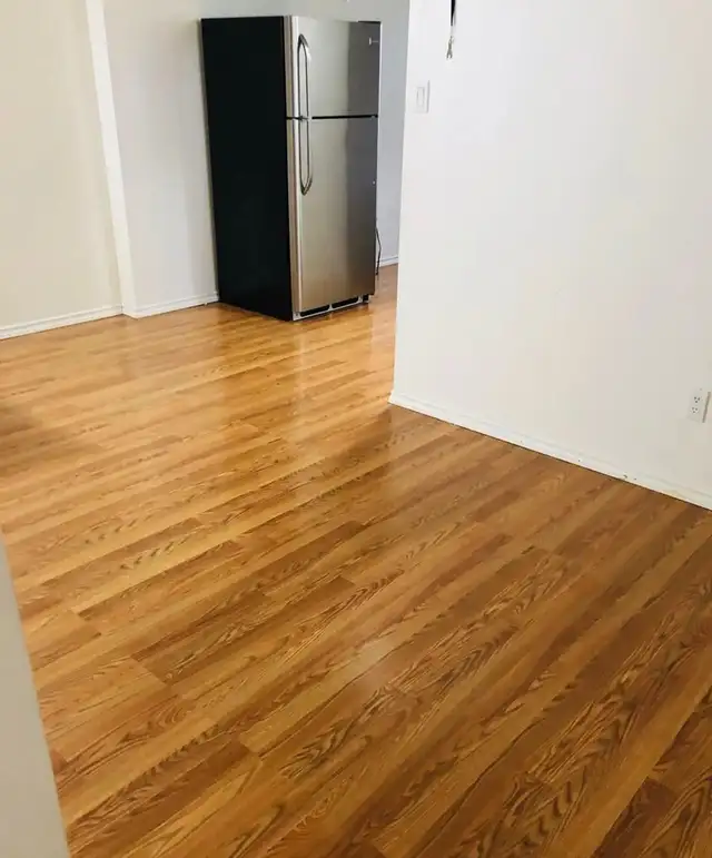 2 Bdrm basement apartment all inclusive - Photo 4