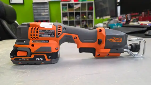 RIDGID 18v One Handed Reciprocating Saw - Photo 2