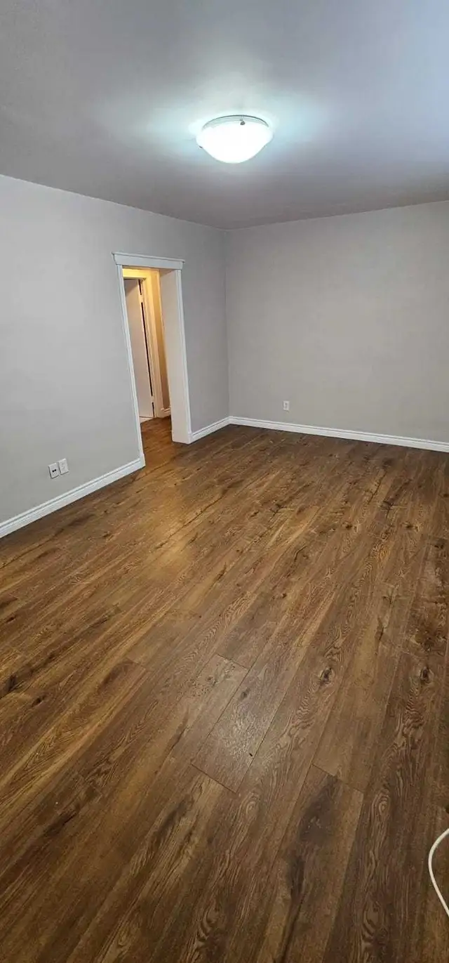 1 bedroom apartment in Uptown Waterloo - Photo 3