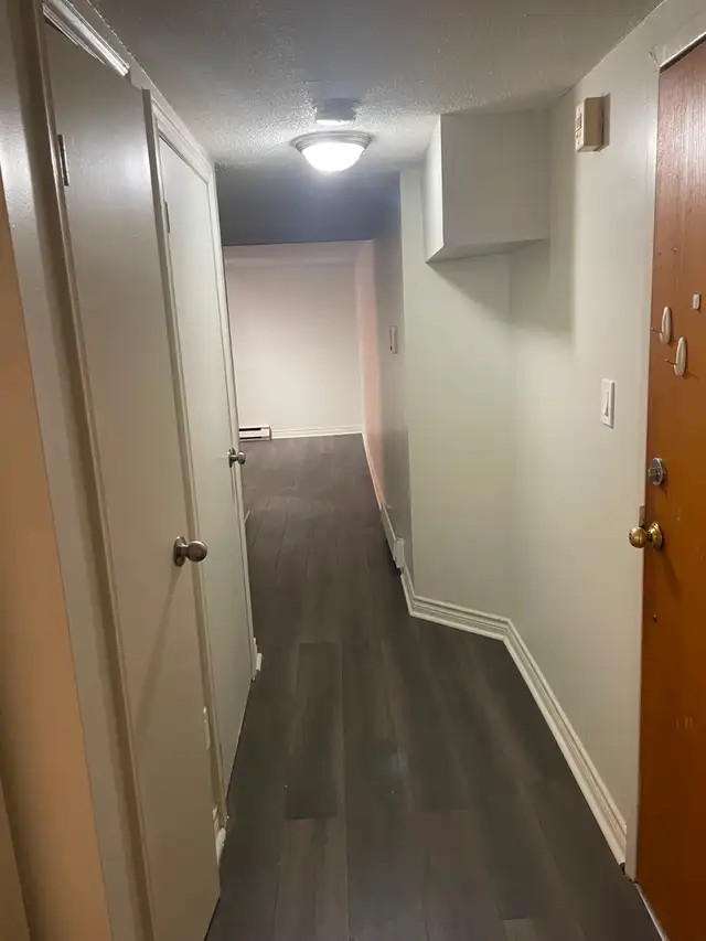 1 bedroom apartment next to Oshawa centre. - Photo 6