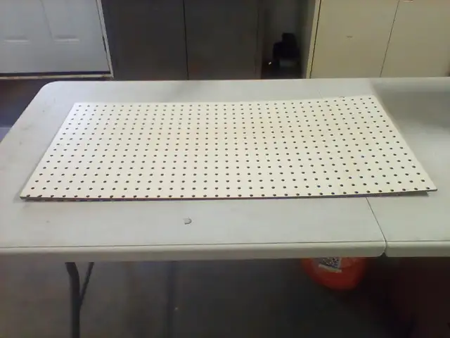 Used peg board - Photo 2
