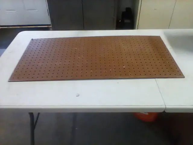 Used peg board - Photo 3