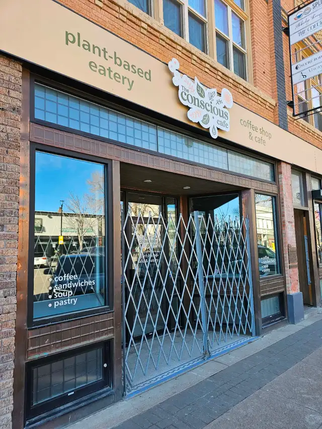 Downtown Lethbridge Commercial Space – Available Immediately!