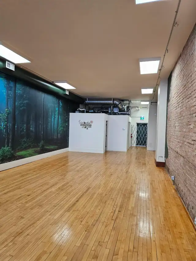 Downtown Lethbridge Commercial Space – Available Immediately! - Photo 4