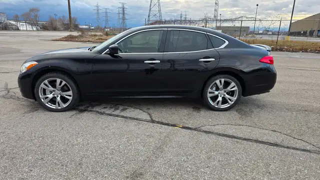 2013 Infiniti M37x FULLY LOADED- LOW KMS-CERTIFIED - Photo 4