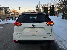 2017 Nissan Rogue SL AWD Heated Sates ,Remote Start, Reverse Cam - Photo 6