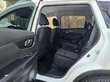 2017 Nissan Rogue SL AWD Heated Sates ,Remote Start, Reverse Cam - Photo 14