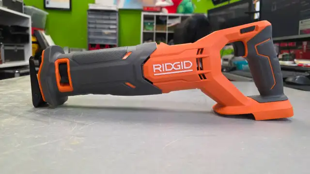 RIDGID 18V Lithium-Ion Cordless Reciprocating Saw