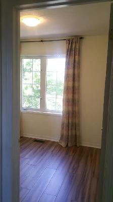 3 bedrooms Semi, for rent (16th Ave/Ninth Line) Markham - Photo 2