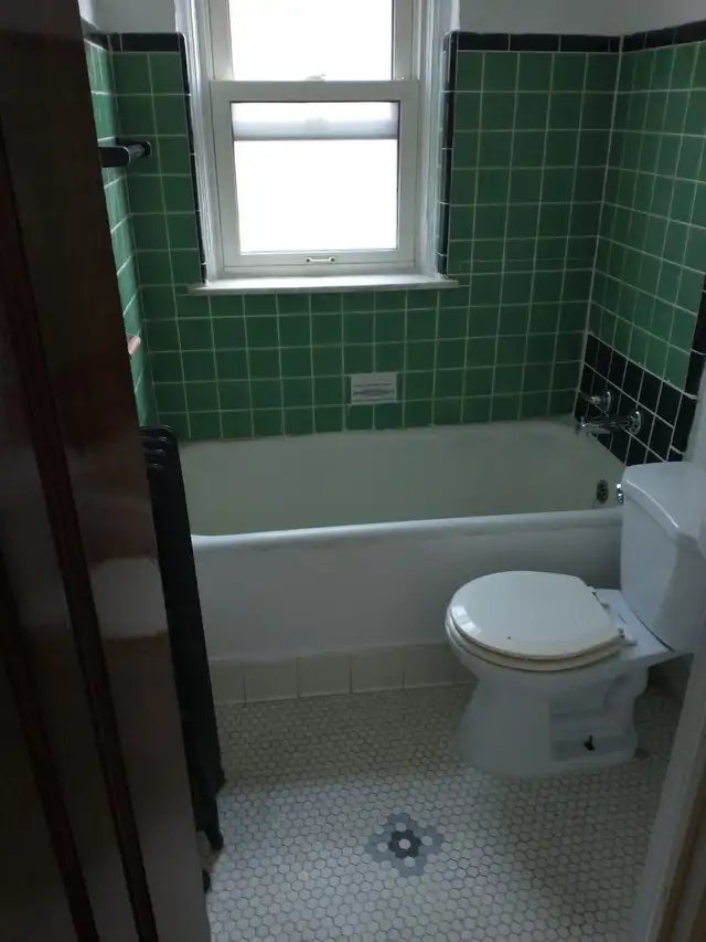 Large 1 bedroom apt. Jackson Park. Incl. Heat/Water. $1200 - Photo 5