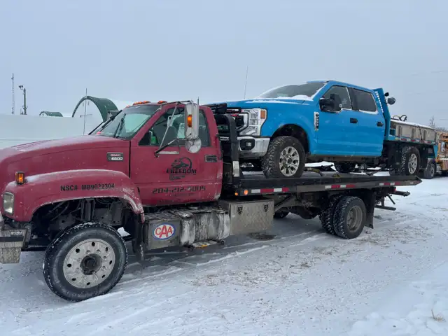 Tow truck/Flatdeck - Photo 3