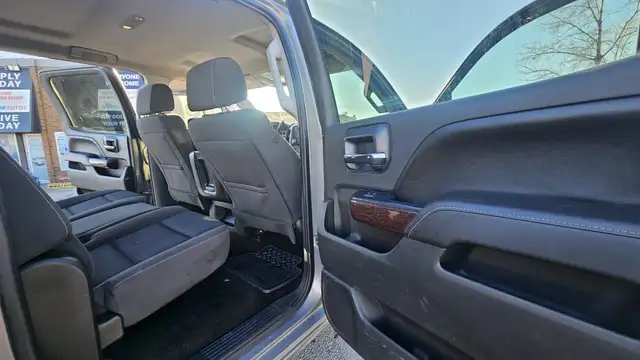 This Pickup powered by a Gasoline engine featuring 4WD/4-Wheel D - Photo 14