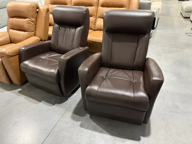 Palliser brown leather rocker swivel power recliner - Photo 4