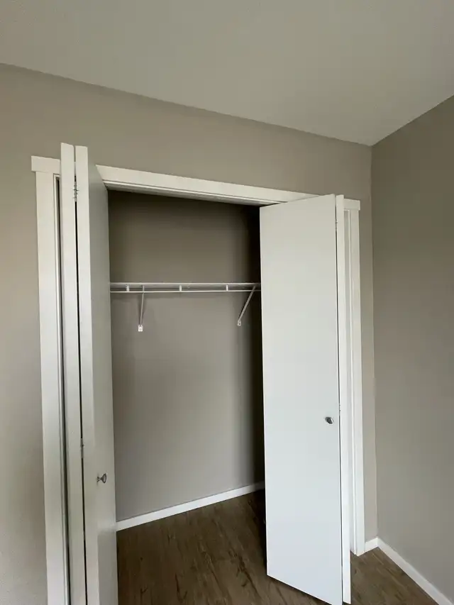 private room for rent - Photo 4