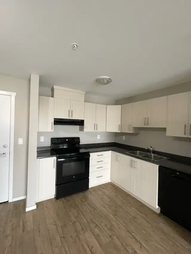 private room for rent - Photo 8