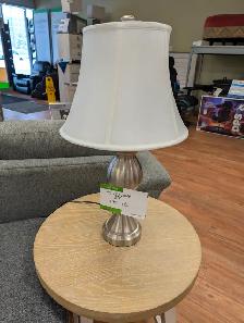 ASHLEY FURNITURE LAMPS REDUCED TO CLEAR!! STARTING AT $30  TAX - Photo 5