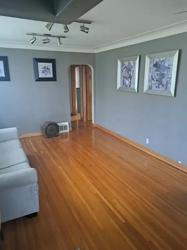 3 bd House For Rent East Riverside - Photo 2