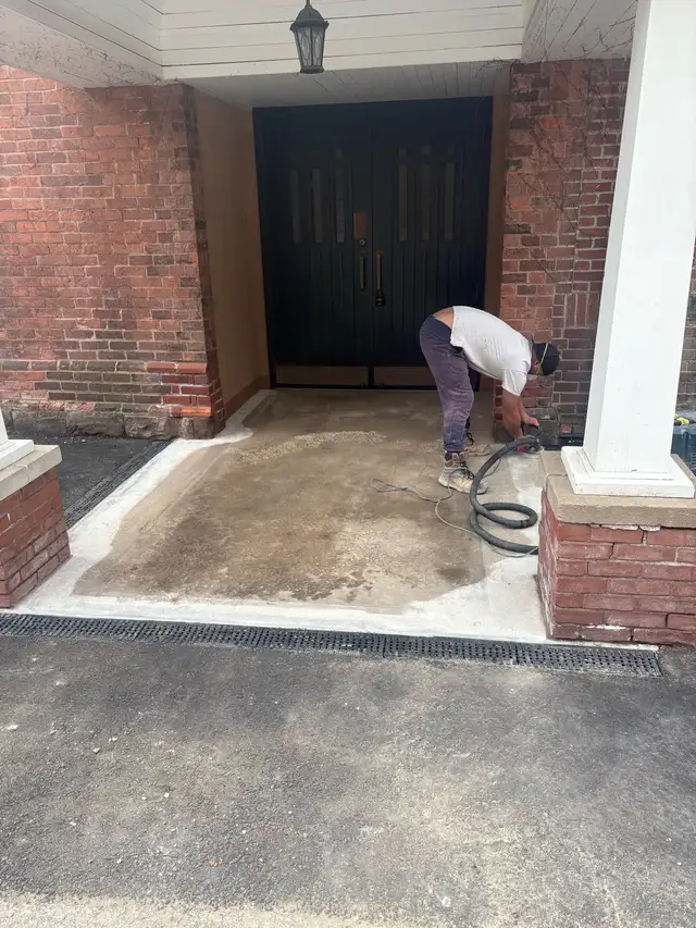 Skilled Concrete Finisher - Photo 8