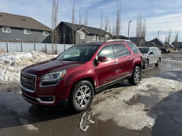 2015 GMC Acadia - Photo 2