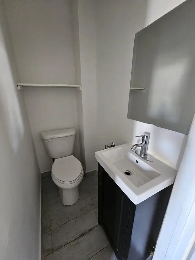 For Rent 6 1/2 apartment 2nd floor - Heating included - Plateau - Photo 2