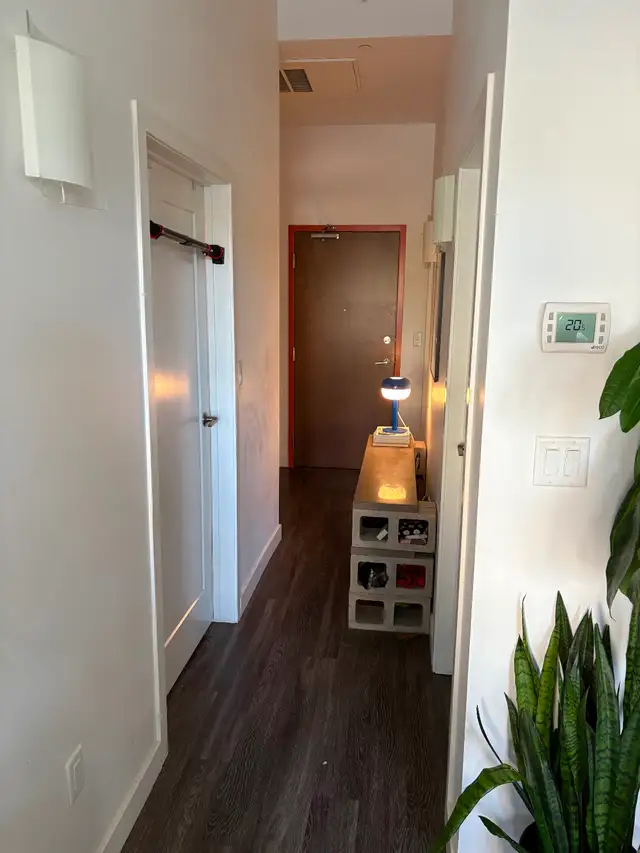 Modem 1 Bedroom Apartment in Osborne Village - Deposits Covered - Photo 5