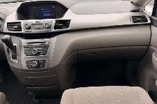 2017 Honda Odyssey LX - 7 Passenger - Photo 17