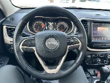 2016 Jeep Cherokee North - Photo 17