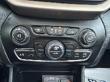 2016 Jeep Cherokee North - Photo 21