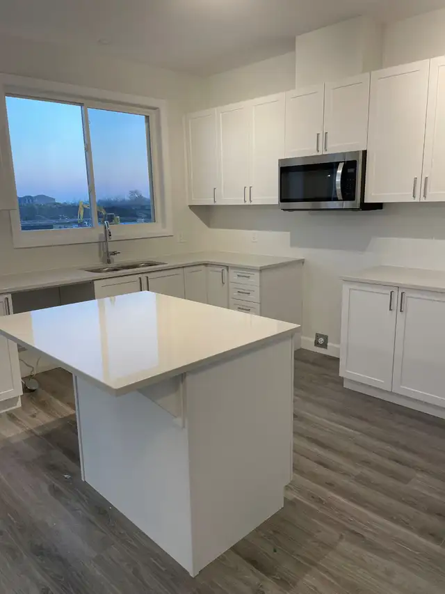 110 Superior Drive 3 BR/2.5Bth house March 15 - Photo 11