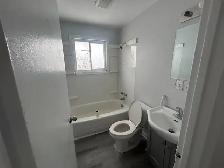 Upgraded 2 Bedroom Apartment - Photo 5