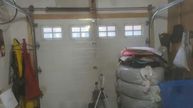 garage door - Photo 3
