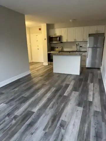 Apartment for Rent in Oakville - Photo 8