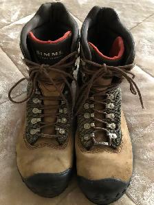 SIMMS Wading Boots w/Vibram Soles - Photo 4