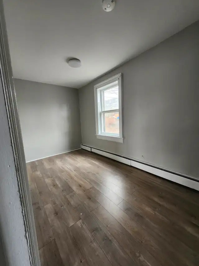 155 Ludlow St. - Freshly Updated 3BR West - Photo 7