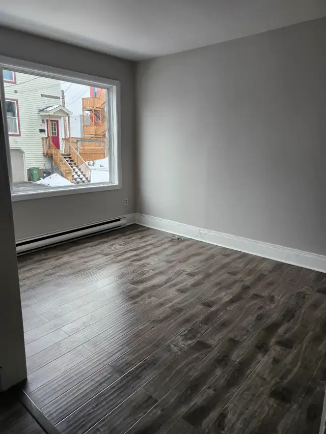 11A Harding - 2 BR Uptown, Laundry, Yard - Photo 6