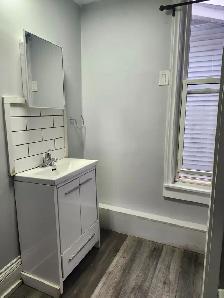 228 Watson - 2BR Den, Bottom Floor Duplex, West, Backyard, W/D - Photo 13