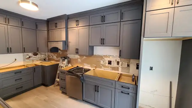 MDF painted & Glossy Doors on SALE - Photo 3