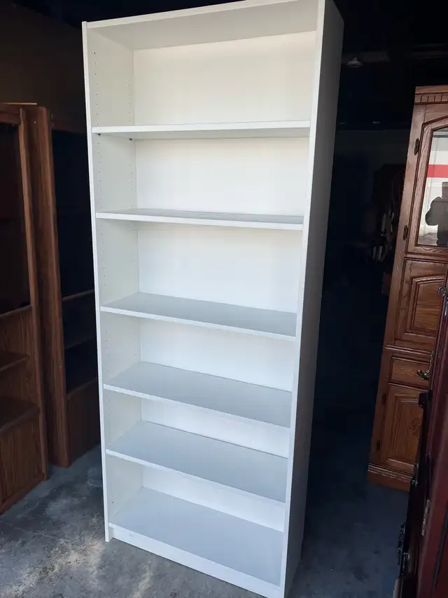 Free delivery used White 6-Shelf Bookshelf - Photo 3