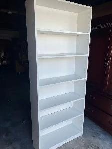 Free delivery used White 6-Shelf Bookshelf - Photo 4