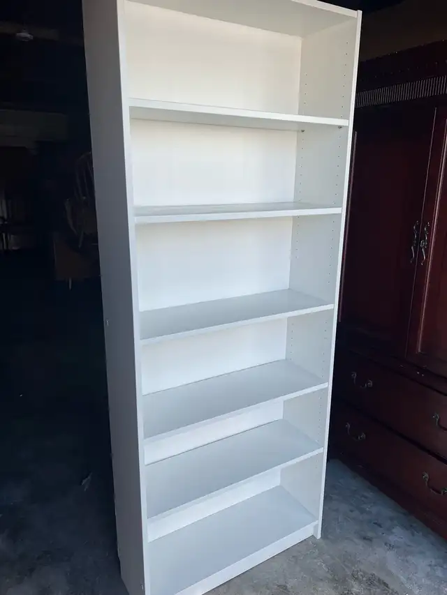 Free delivery used White 6-Shelf Bookshelf - Photo 5