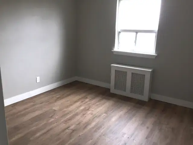 1 Bed Apartment for Rent in Toronto - Photo 4