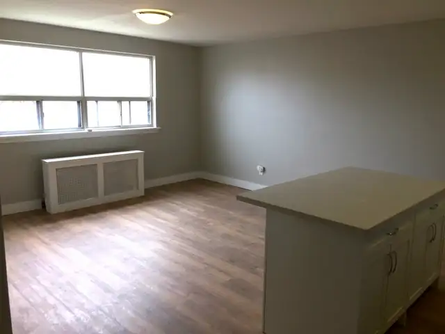 1 Bed Apartment for Rent in Toronto - Photo 7