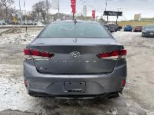 2018 HYUNDAI SONATA GLS - LEATHER SEATS - SUNROOF - HEATED SEATS - Photo 4