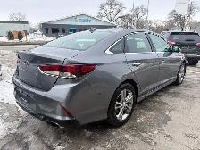 2018 HYUNDAI SONATA GLS - LEATHER SEATS - SUNROOF - HEATED SEATS - Photo 5