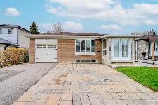 Midland/sheppard-3bdrm 2br Main flr house